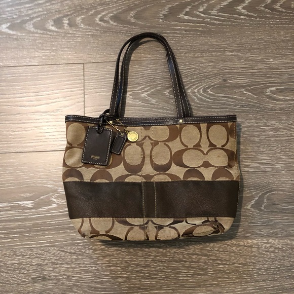 Authentic coach purse - Picture 3 of 8